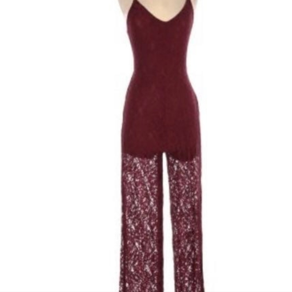 🌺🌺Burgundy Lace Jumpsuit